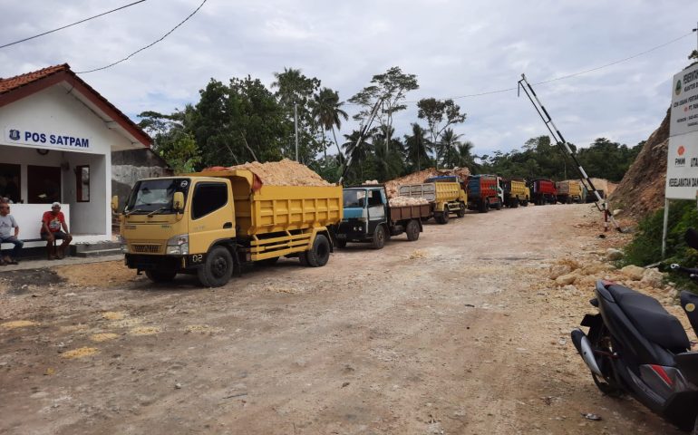 Tambang Batu Kapur Pangandaran